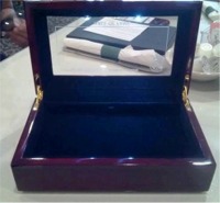 Rosewood Ring Display Box